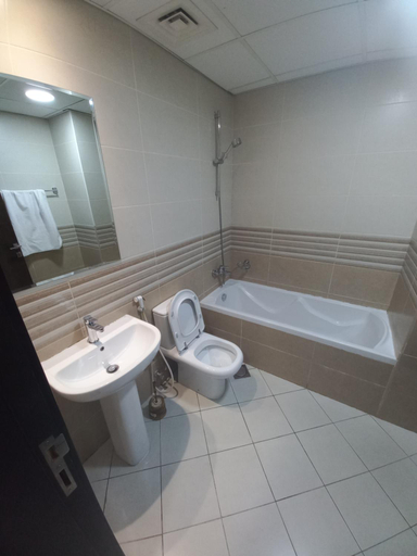Bathroom, Budget Rental Studio Apartments in Dubai, Dubai