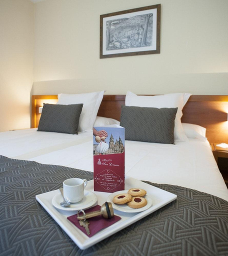 Bedroom 3, Hotel San Lorenzo, A Coruña
