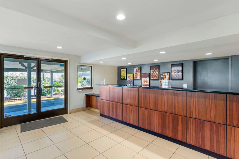 Public Area 2, Best Western Cordelia Inn, Solano