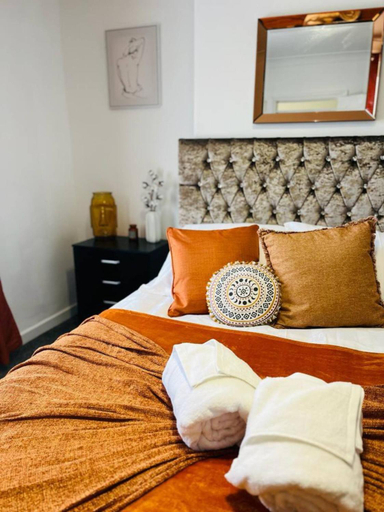Bedroom 5, Portsmouth Stays, Portsmouth