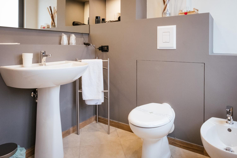 Bathroom 3, Kaktus B&B, Bari