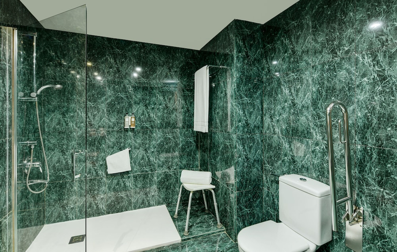 Bathroom 3, SERCOTEL AB RIVAS FORMERLY AC HOTEL RIVAS VACIAMADRID, Madrid