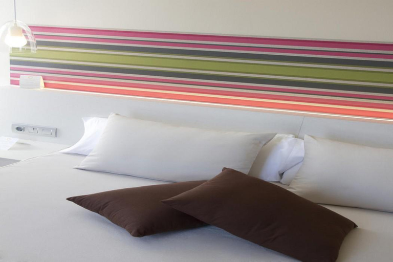 Bedroom 3, ALEGRIA Plaza Paris & Spa 4 SUP, Girona