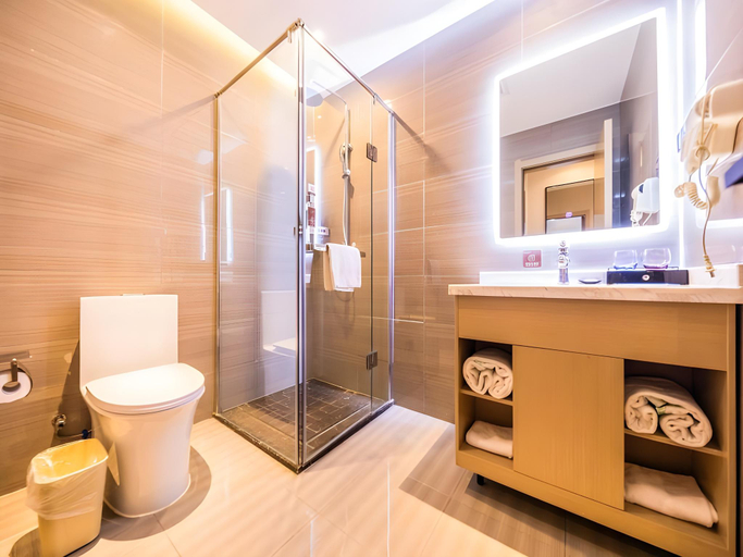 Bathroom 5, Gya Hotel Tianjin Dagang Jinqi Road, Tianjin