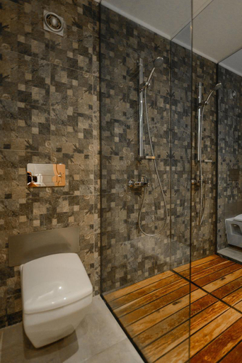 Bathroom 5, Hotel Sunrise Golden Sands, Varna