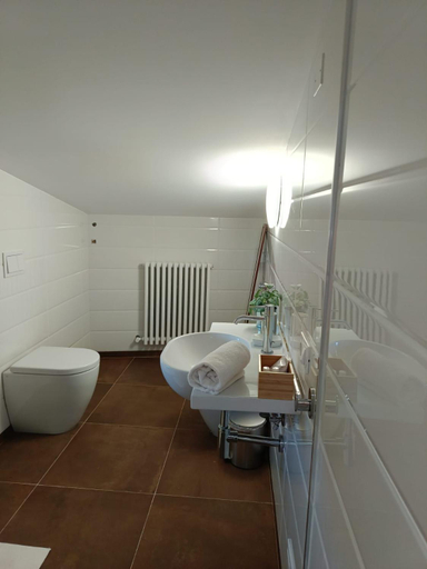 Others 5, Casa Cicone, L'Aquila