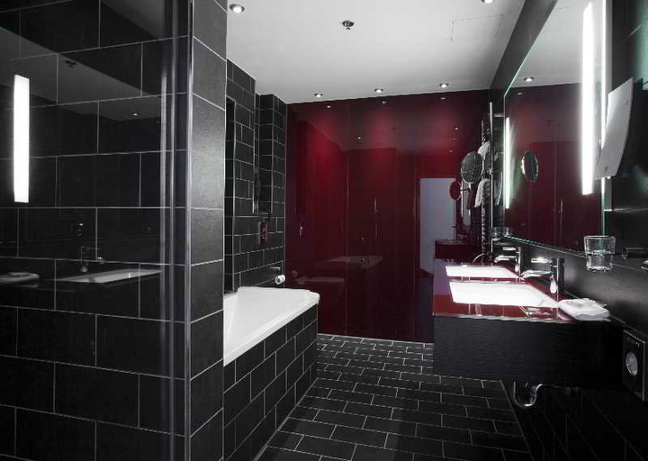 Bathroom 4, Scandic Palace Hotel, Copenhagen