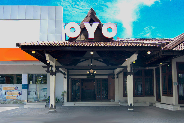 Exterior & Views 1, OYO 194 Hotel Sapta Gria, Yogyakarta