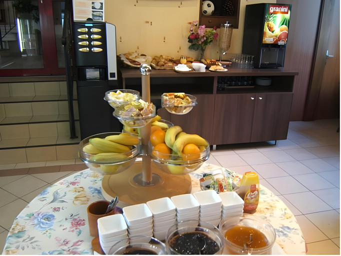 Food & Drinks 4, Hotel Restaurant Prunieres, Lozère