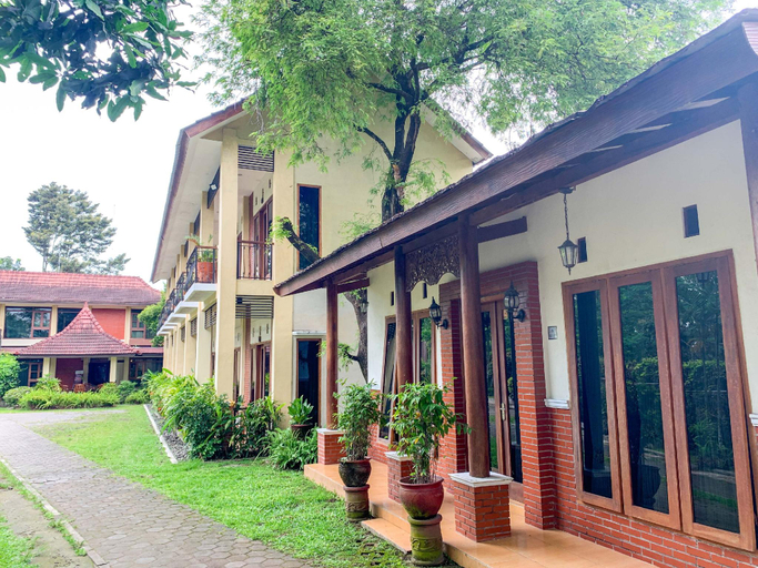 Exterior & Views 2, Urbanview Sasono Putro Condongcatur by RedDoorz, Sleman