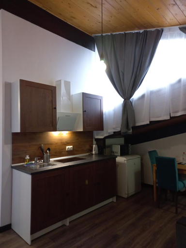 Others 5, Shalet Greystone, Sochi gorsovet