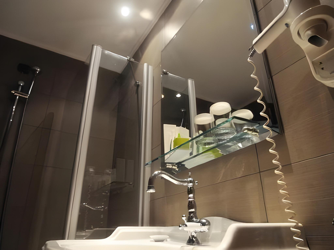 Bathroom 5, Domotel Xenia Volou, Thessaly