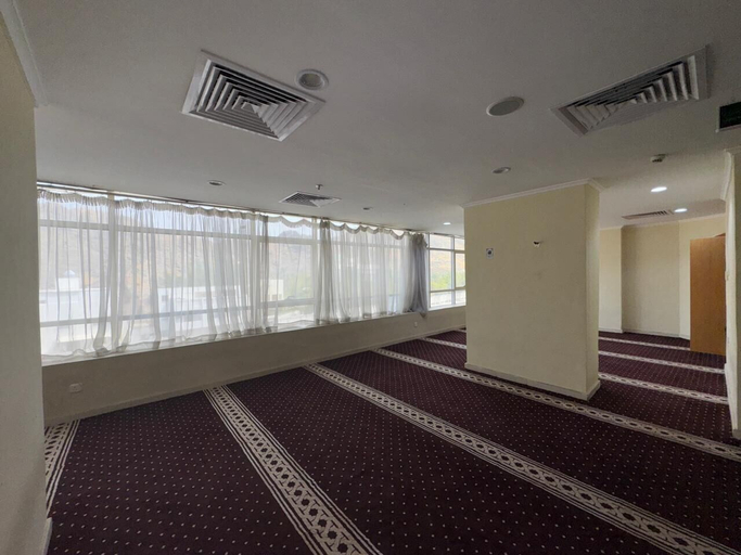 Terrace/patio, el maqam el zahbe, Makkah