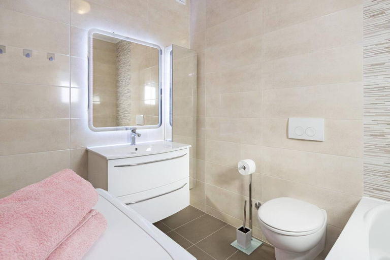 Bathroom 5, Cozy apartments Alexandra for relaxed vacation, Pula