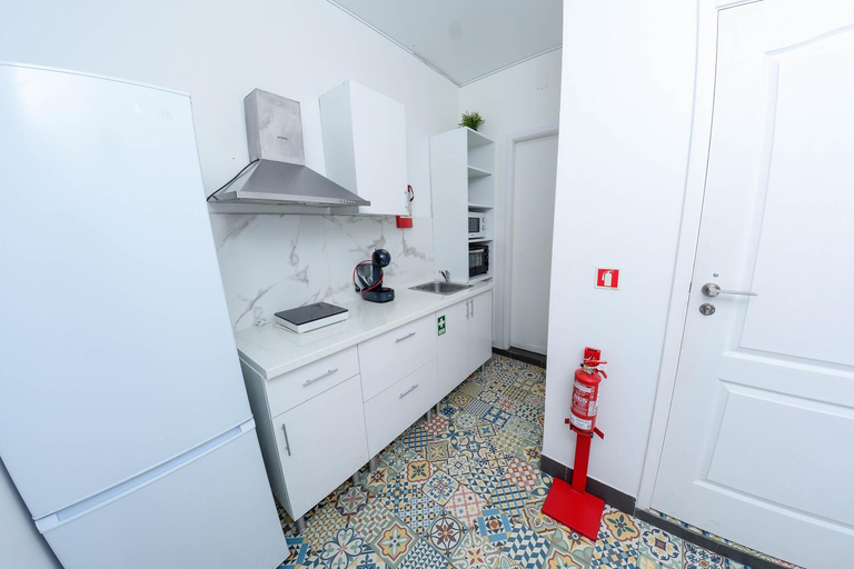 Others 4, Travel & live Santa Catarina apartment, Porto