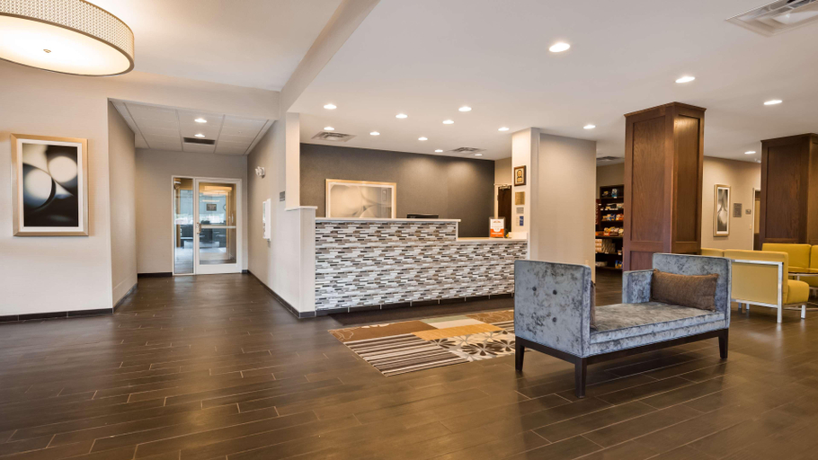 Public Area 2, Best Western Plus Boardman Inn & Suites, Mahoning