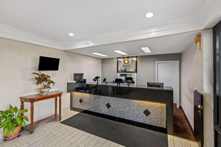 Public Area 2, Quality Inn Marietta near Dobbins ARB, Cobb