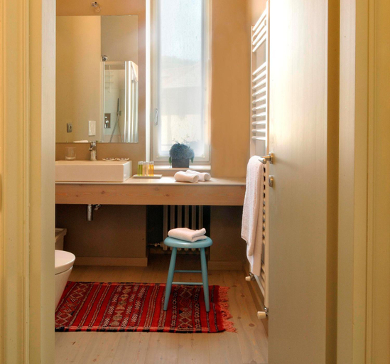 Bathroom 4, Sopra Il Posta, Bergamo
