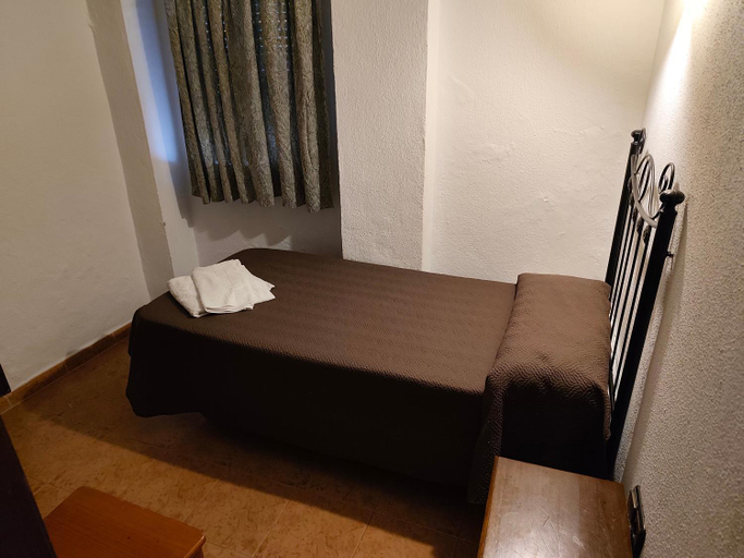 Others 5, Hostal Adrian, Málaga