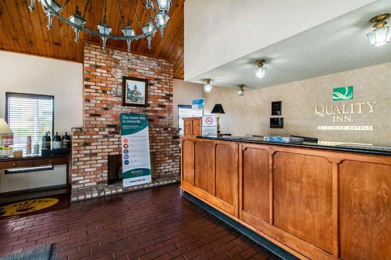 Public Area 3, Ramada Bayside Inn & Suites Eureka, Humboldt