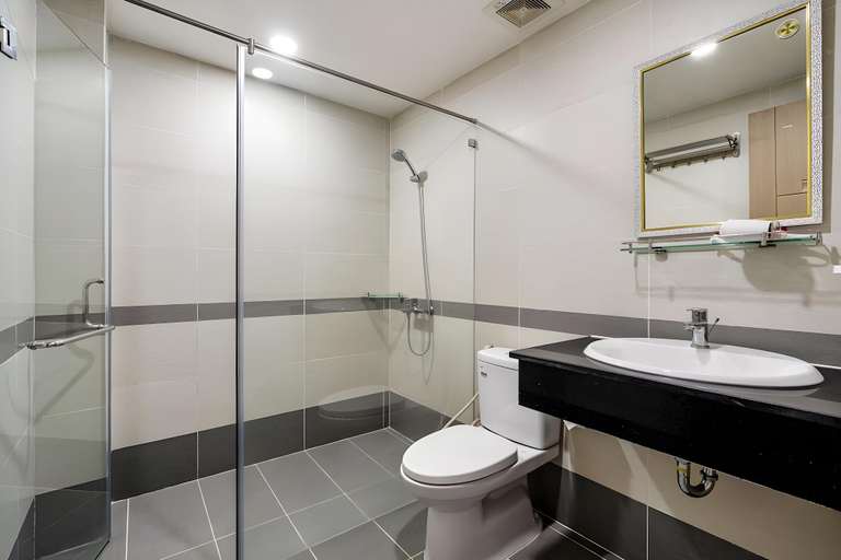 Bathroom 4, The Royal LandPark - Phu My Hung, District 7