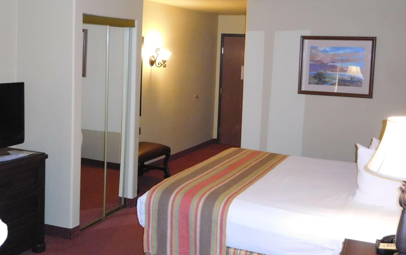 Bedroom 4, Best Western San Isidro Inn, Webb