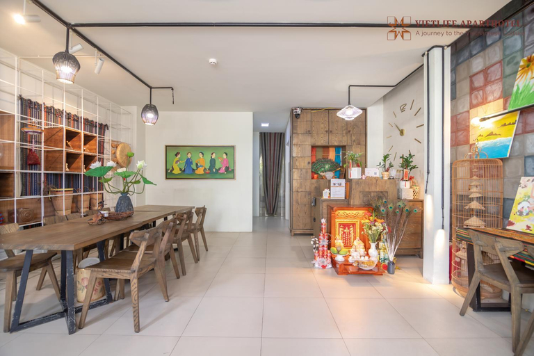 Food & Drinks 5, VietLife Hotel & Apartment, District 7