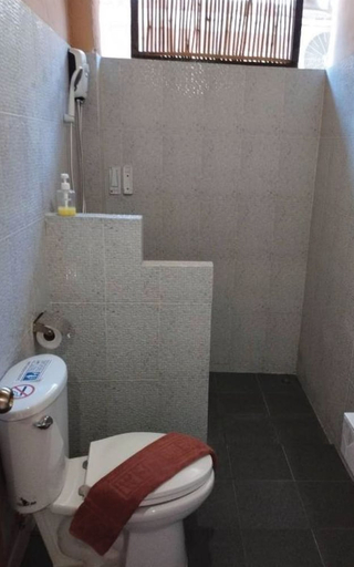 Bathroom 4, Panisara Pool Villa, Hua Hin