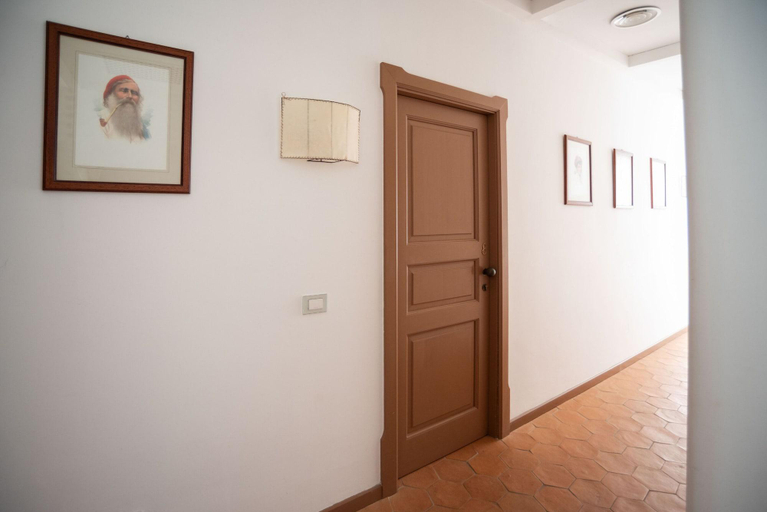 Public Area 2, Villa Puolo - With Private Sea Access, Napoli