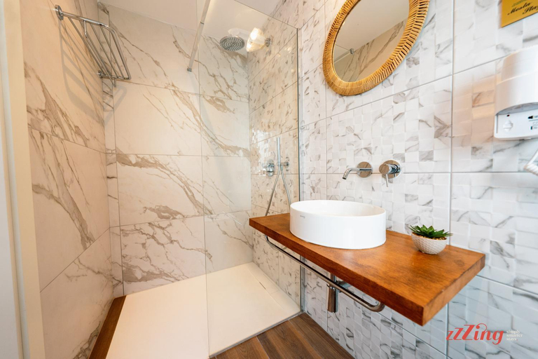 Bathroom 4, Mosta Stays by Zzzing