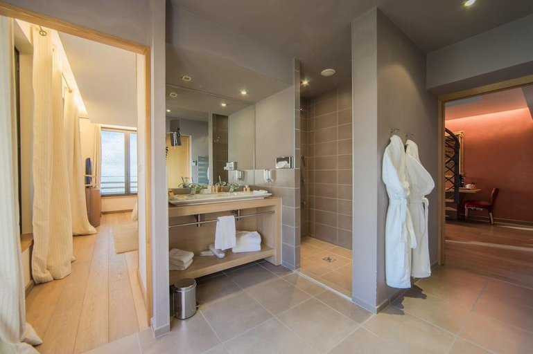 Bathroom 4, Chateau des Avenieres, Haute-Savoie