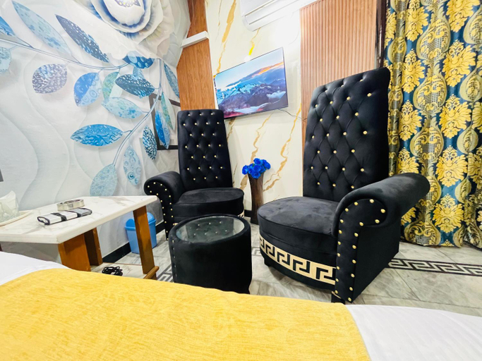 Others 5, Jhelum One Hotel, Shandar Chowk Jhelum, Gujranwala