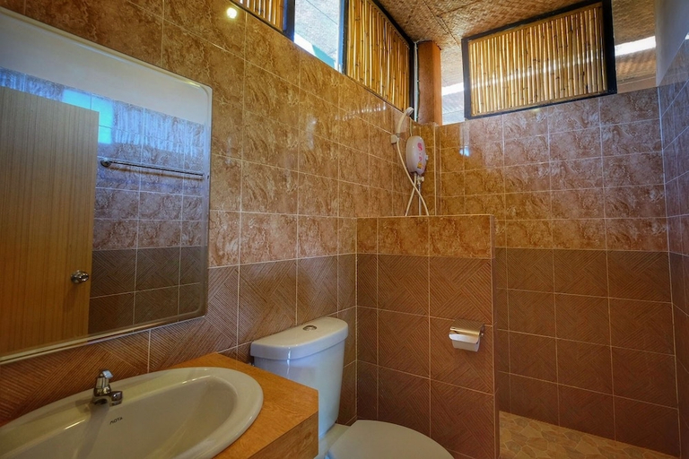 Bathroom 4, Panisara Pool Villa, Hua Hin