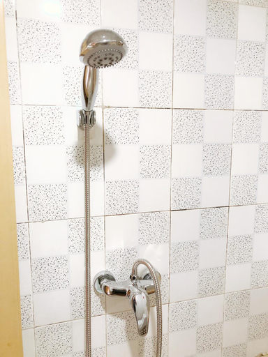 Bathroom 4, Lakeside Inn, Guilin