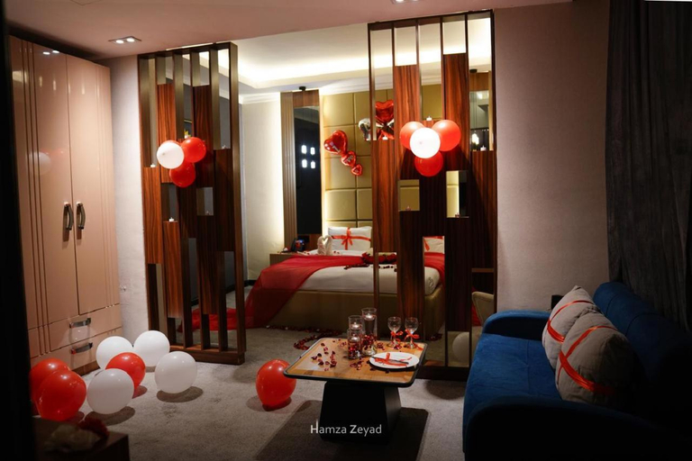 Others 2, The Capital Heart Hotel, Adhamiya