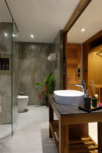 Bathroom 3, Koh Ma Beach Resort, Ko Phangan