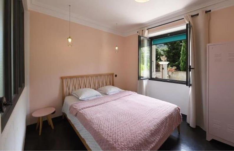 Bedroom 3, Hotel Rossi, Corse-du-Sud