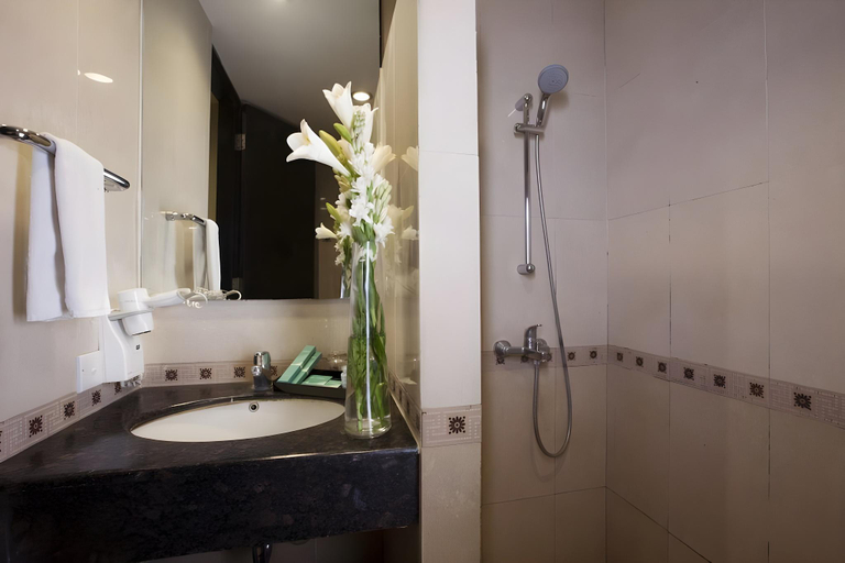 Bathroom 4, Regantris Malioboro, Yogyakarta