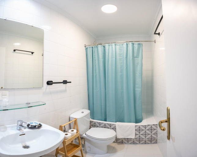 Bathroom, Urizar Pentsioa, Guipúzcoa