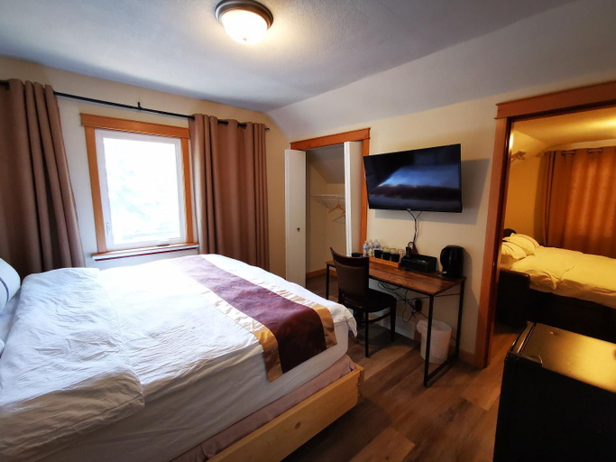 Others 3, Riverfront Estate Bed&Breakfast Banff, Division No. 15