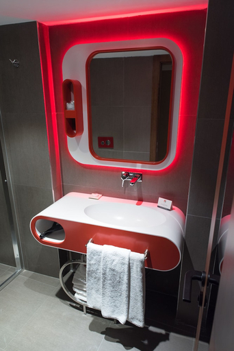 Bathroom 3, Favori Hotel, Şişli