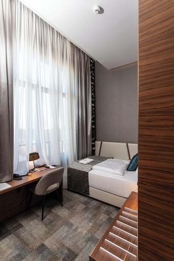 Bedroom 2, Artis Boutique Hotel, Szombathely