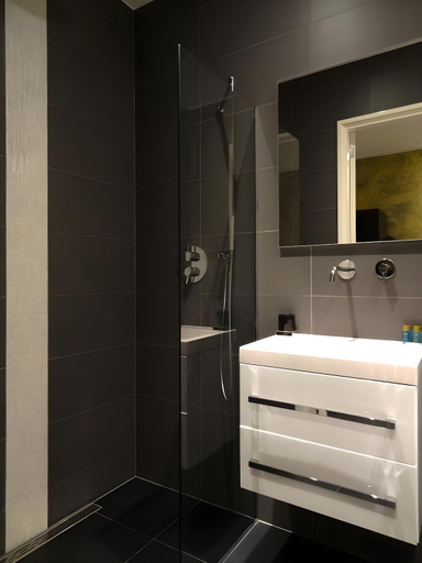 Bathroom 3, Sara's Boutique Hotel, Amsterdam