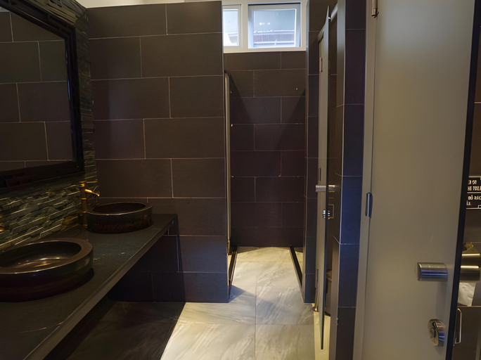 Bathroom 4, Phu House Hostel, Phú Quốc
