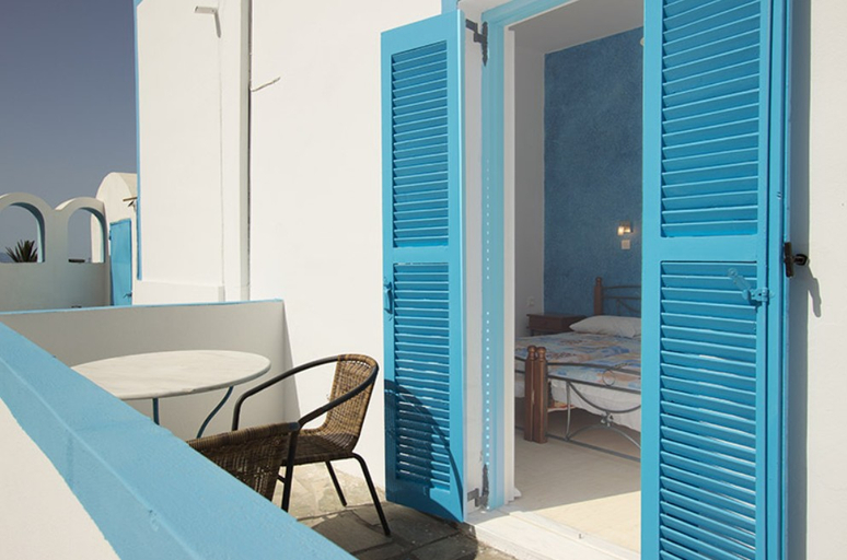 General view 3, villa pelekanos santo, South Aegean