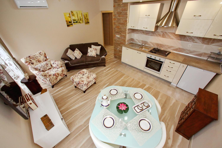 Others 5, Few steps from the center- apartment for 4 persons, Zadar