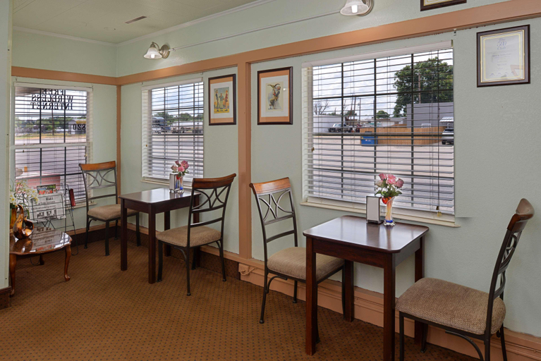 Public Area 2, Americas Best Value Inn Ozona, Ozona