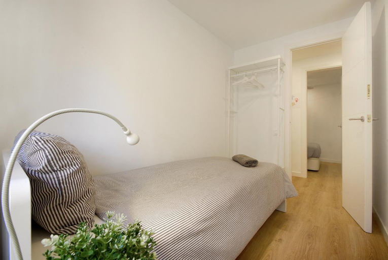 Others 3, Charming and quiet apartments near Barcelona, Barcelona