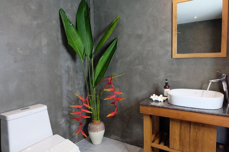 Bathroom 3, Koh Ma Beach Resort, Ko Phangan