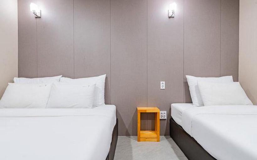 Bedroom 2, Busan Gwangalli Y, Suyeong